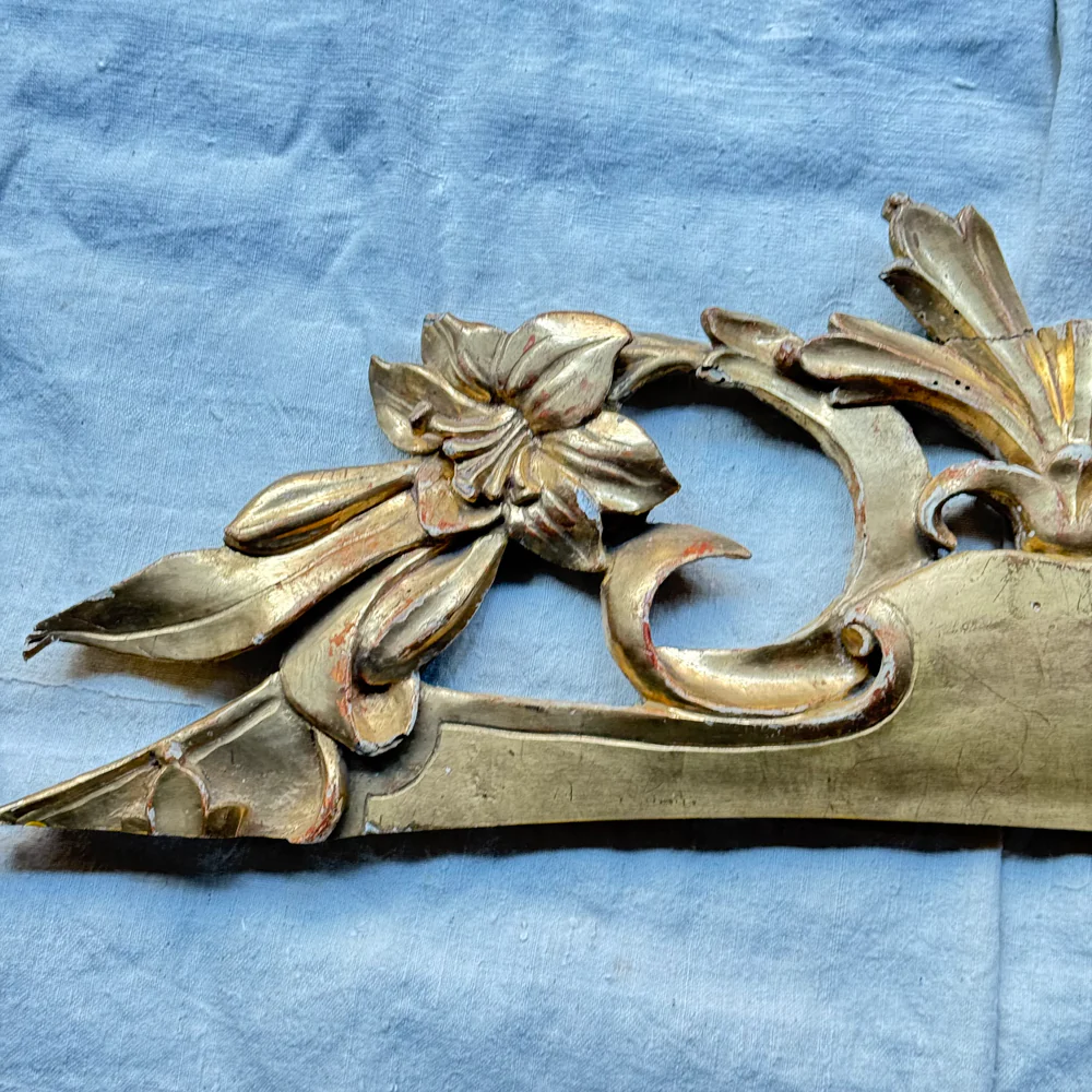 18th-century Austrian Gilt Over Door Architectural Element - Image 5