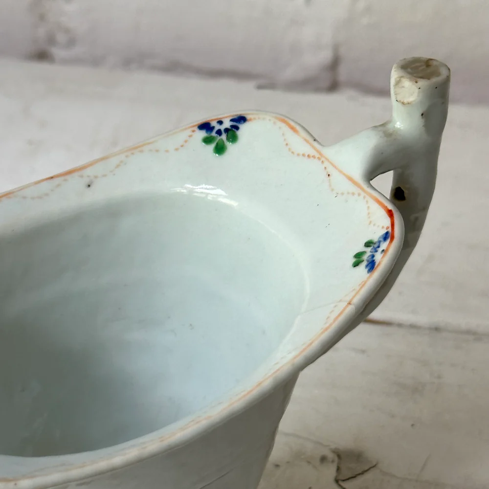 18th-century Chinese Qing Porcelain Helmet Pitcher Pitcher - Image 4