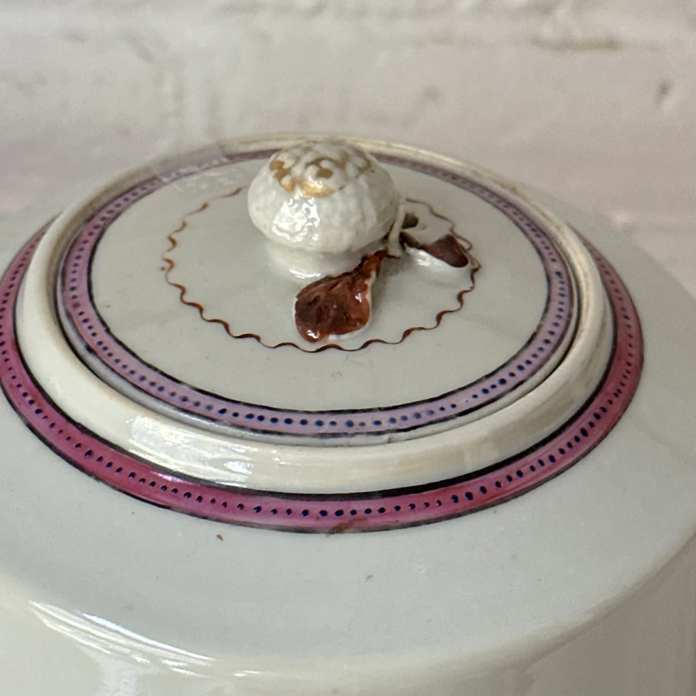 18th-century Famille Rose Chinese Qing Porcelain Teapot - Image 6