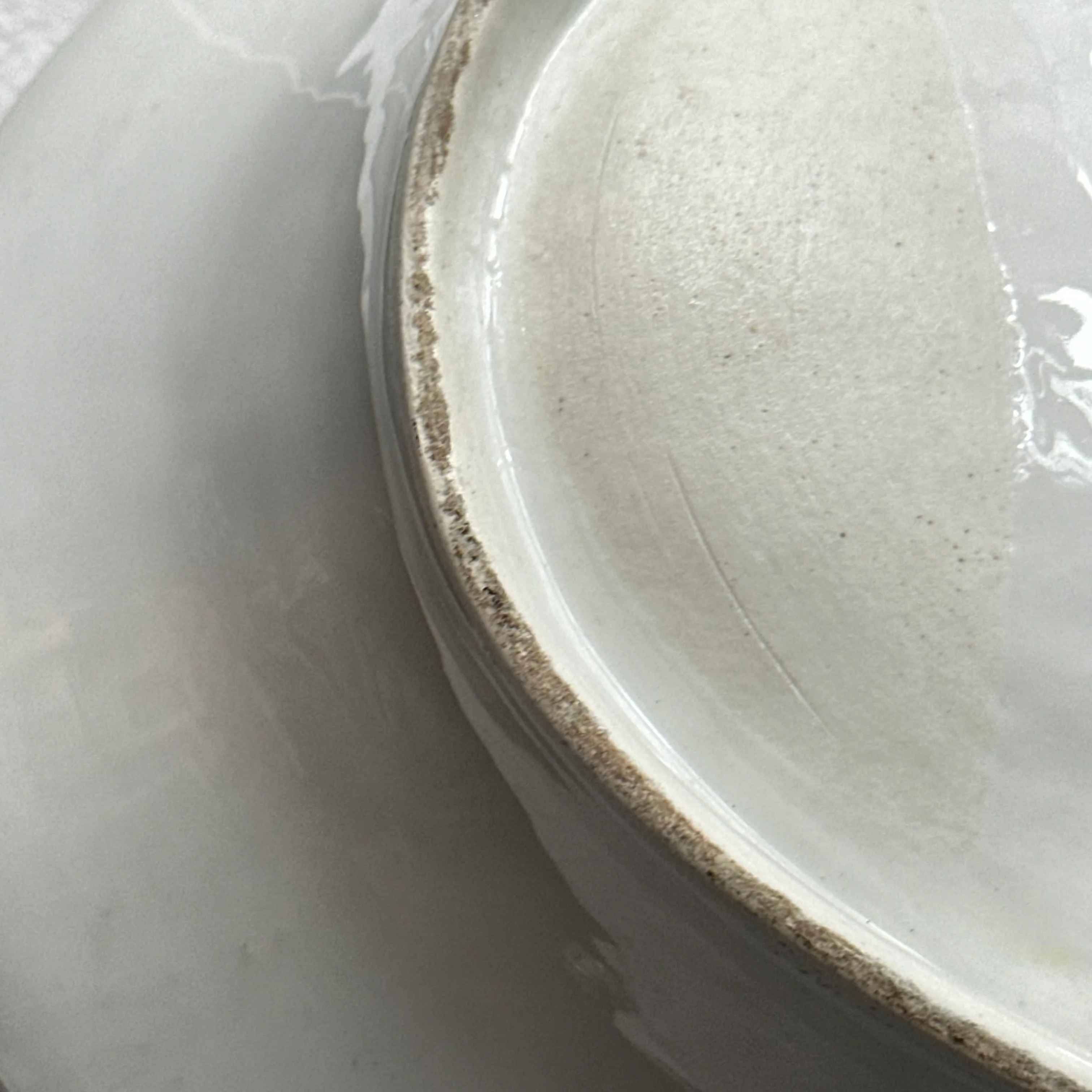 19th-century French Oval Ironstone Meat Platter with Draining Ridges - Image 5